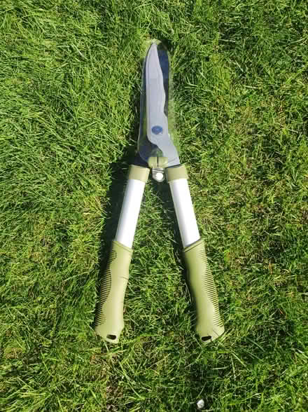 Photo of free Garden Shears (WA3) #2