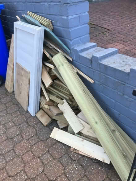 Photo of free fire wood (S8 woodseats) #1