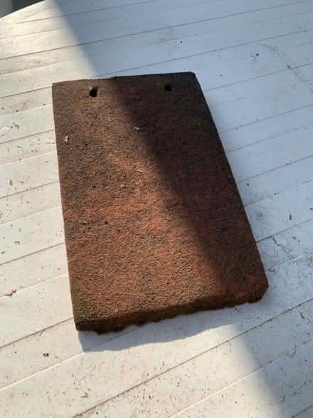 Photo of free Roof tiles (BR40HX) #1