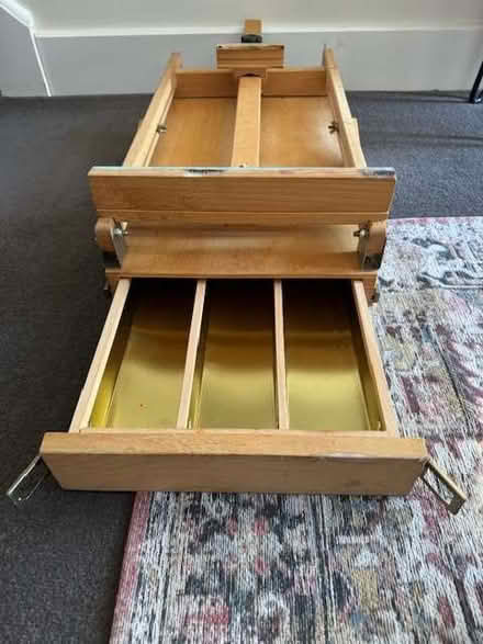 Photo of free Art Easel with Draw (Spring Grove TW7) #3