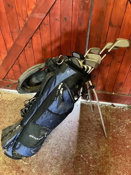 Photo of free Golf bag, clubs, balls and shoes (Purley on Thames RG8) #2