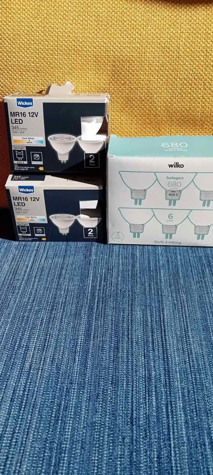 Photo of free MR16 light bulbs (Kents Bank LA11) #1