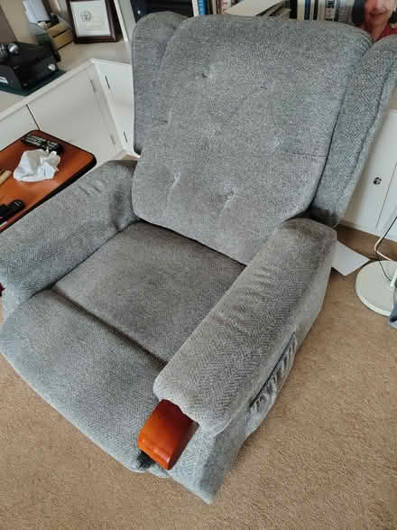 Photo of free Electric Reclining Chair (PR42WH) #2
