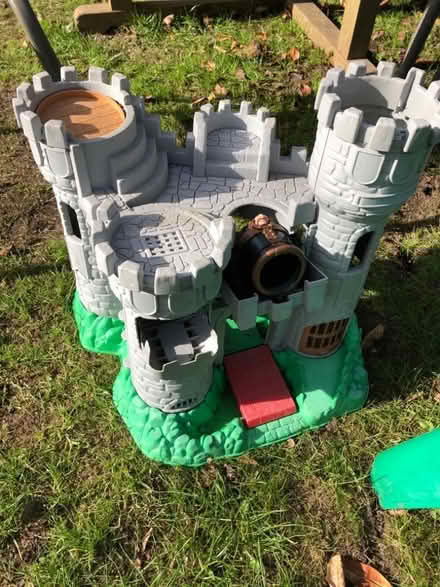 Photo of free Toy castle (Harborne B17) #1