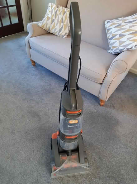 Photo of free Wet vac carpet cleaner (Parsons Heath, CO4) #1