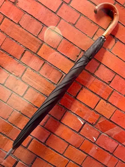 Photo of free walking stick umbrella (Glastonbury centre BA6) #2