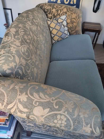 Photo of free 2-3 person sofa (Divinity Road OX4) #3
