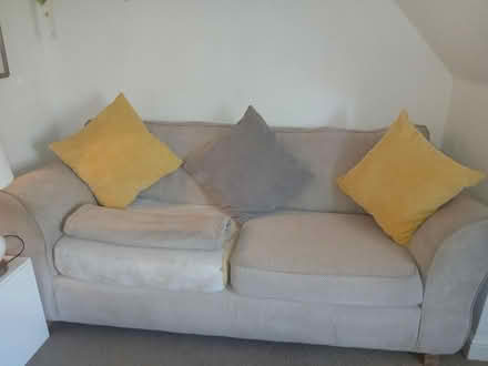 Photo of free Sofa chair (Bexhill-On-Sea) #4