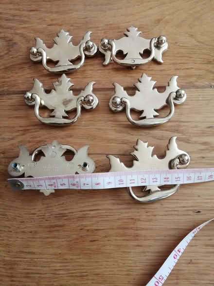 Photo of free 6 brass drawer handles (North Sheen TW9) #1