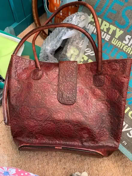 Photo of free Past Times Tudor Rose leather bag (Farlington PO6) #1