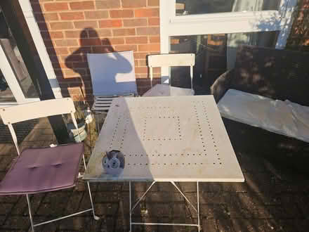 Photo of free Patio set (Sandford-on-Thames OX4) #2