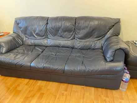 Photo of free 3 sofas very good condition (SW17) #3