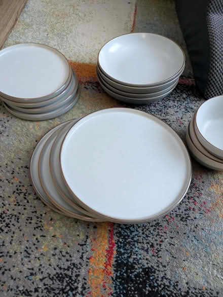 Photo of free Habitat crockery set. One missing dish (Wokingham RG41) #3