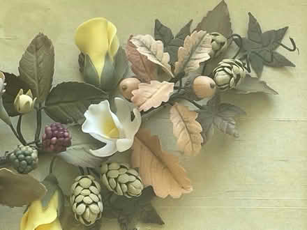 Photo of free Box frame with sugar craft flowers (PE3) #3