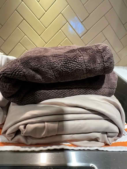 Photo of free Bedding and bathroom rug (Lake Merritt Oakland CA) #2