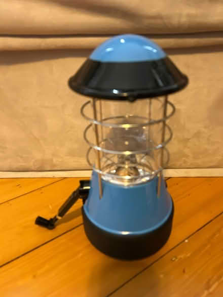 Photo of free Crank lantern (Lexington Center) #1