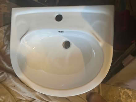 Photo of free 20 inch porcelain sink - brand new (Belle Mead) #1