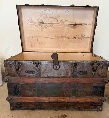 Photo of free Old Steamer Trunk (Dorsey Hall near 108) #2