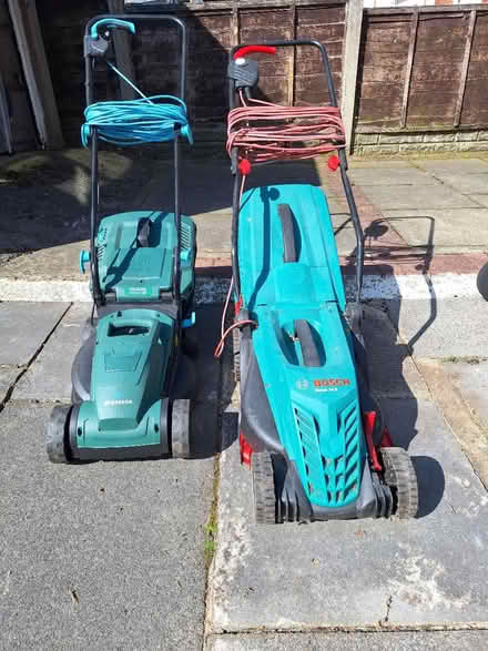 Photo of free 2 lawnmowers - not working (Pemberton WN5) #1