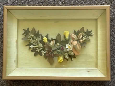 Photo of free Box frame with sugar craft flowers (PE3) #1