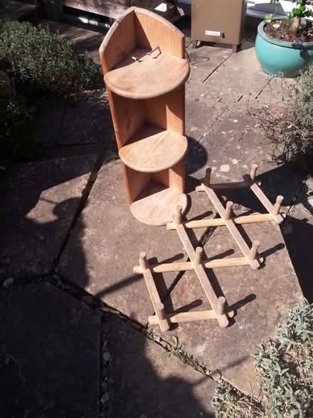Photo of free KItchen corner shelves & mug rack (Bathampton) #1