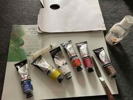 Photo of free Oil painting supplies (Woodford green) #1