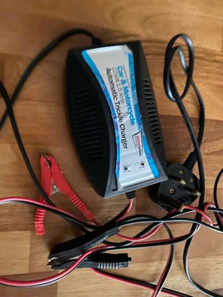 Photo of free car and bike trickle charger (Clapton E5) #1