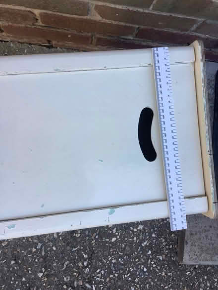 Photo of free Vintage Linen Box 1950’s (Fernhill GU17) #3