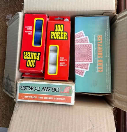 Photo of free Card shuffler. Poker chips (Croydon. CR2 9) #1