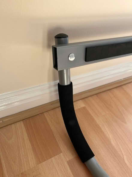 Photo of free Pull-up bar (Dennistoun, G31) #3
