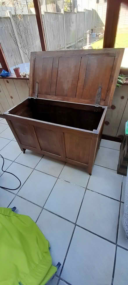 Photo of free Old blanket box (TN40 bexhill) #2