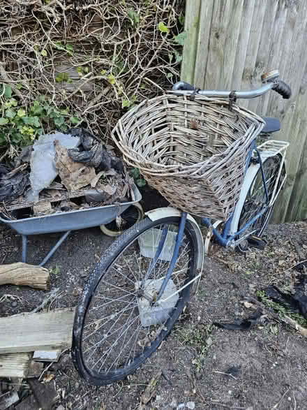 Photo of free Dutch bike, needs Repair (Mitcham CR4) #2