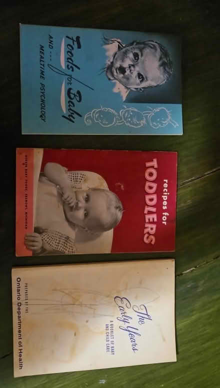 Photo of free Baby Food Books (Mt.Pleasant and Eglinton area) #1