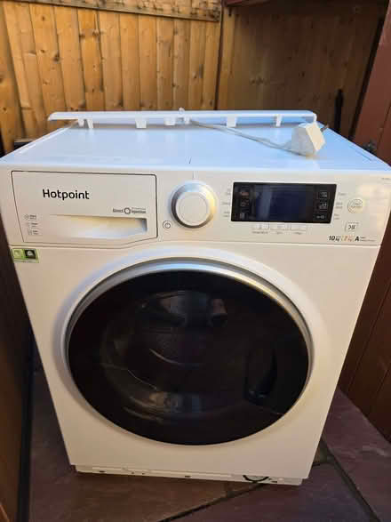 Photo of free Hotpoint washing machine as seen from Arnold (Arnold NG5) #1