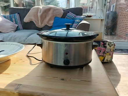 Photo of free Slow cooker (Morley DE21) #1