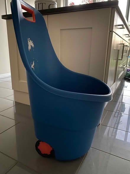 Photo of free Pull along bucket (Stonegallows TA1) #1