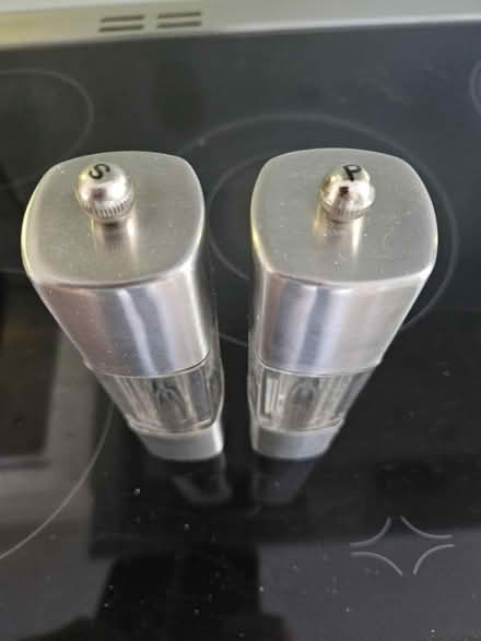 Photo of free Salt & pepper mill (Harlow CM19) #2