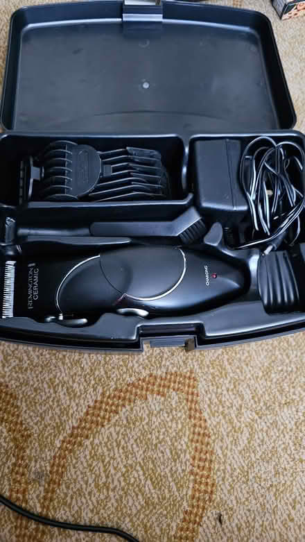 Photo of free Haircutting machine (IG1) #2