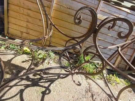 Photo of free Vintage table (Orpington BR5) #3
