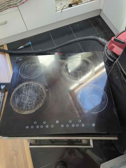 Photo of free Hobb and oven fully working (Leyton E10) #1