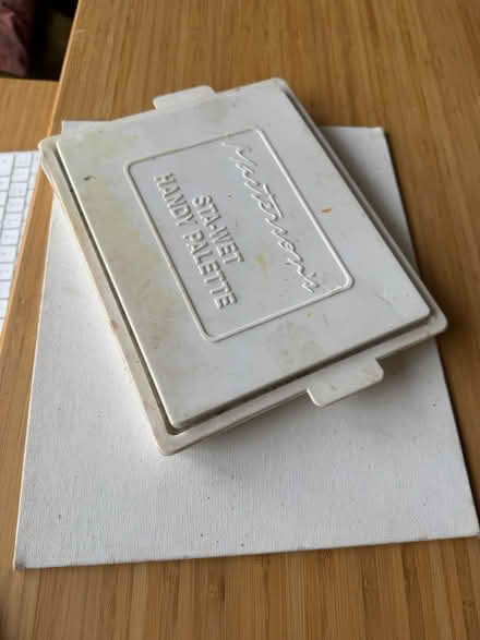 Photo of free Palette and canvas (East Dulwich SE22) #1