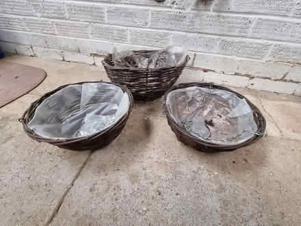 Photo of free 3 hanging baskets (Long March NN11) #1