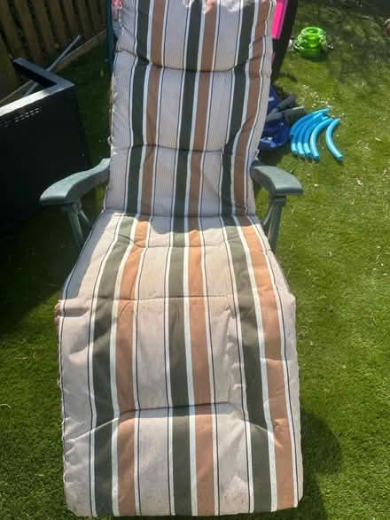 Photo of free Reclining deckchair (Bampton Grange CA10) #1