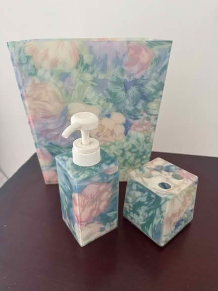 Photo of free Bathroom accessories (Dublin 18) #1