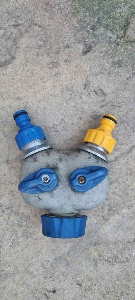 Photo of free 2 hose tap attachment (Hailsham BN27) #1