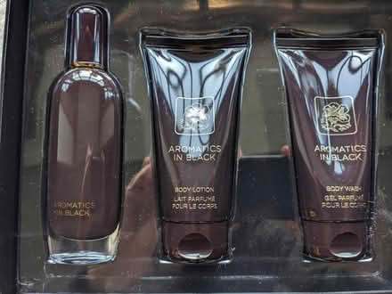 Photo of free Clinique cosmetics (Leybourne) #2