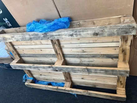 Photo of free Wooden Palette (Victoria, London) #1