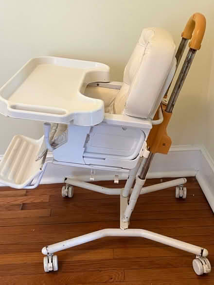 Photo of free High chairs (Takoma Park, MD) #2