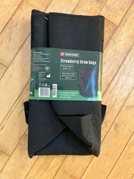 Photo of free Strawberry Grow Bags (Langley SL3) #1