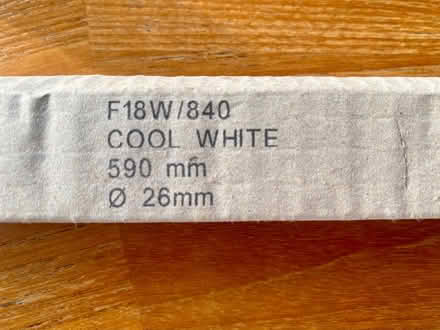 Photo of free “Sylvania” fluorescent bulb (Cropston LE7) #2